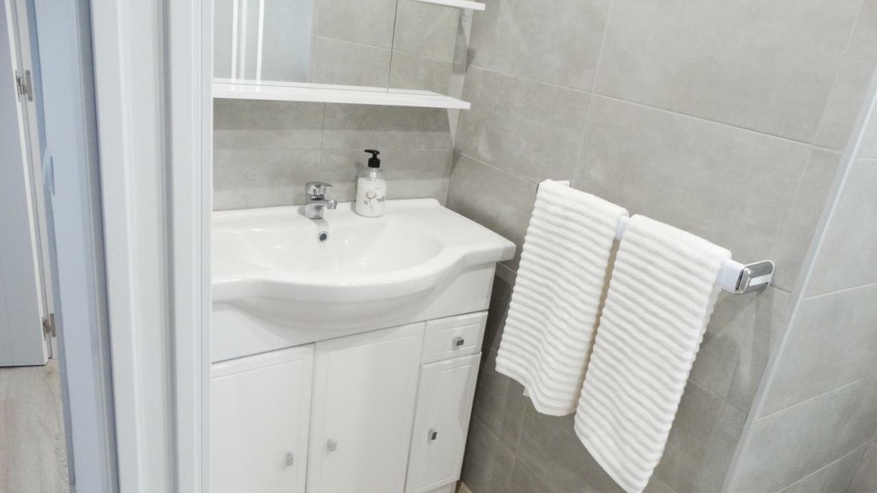 Apartmán Atico Centro Almendros Trg Benidorm Exteriér fotografie