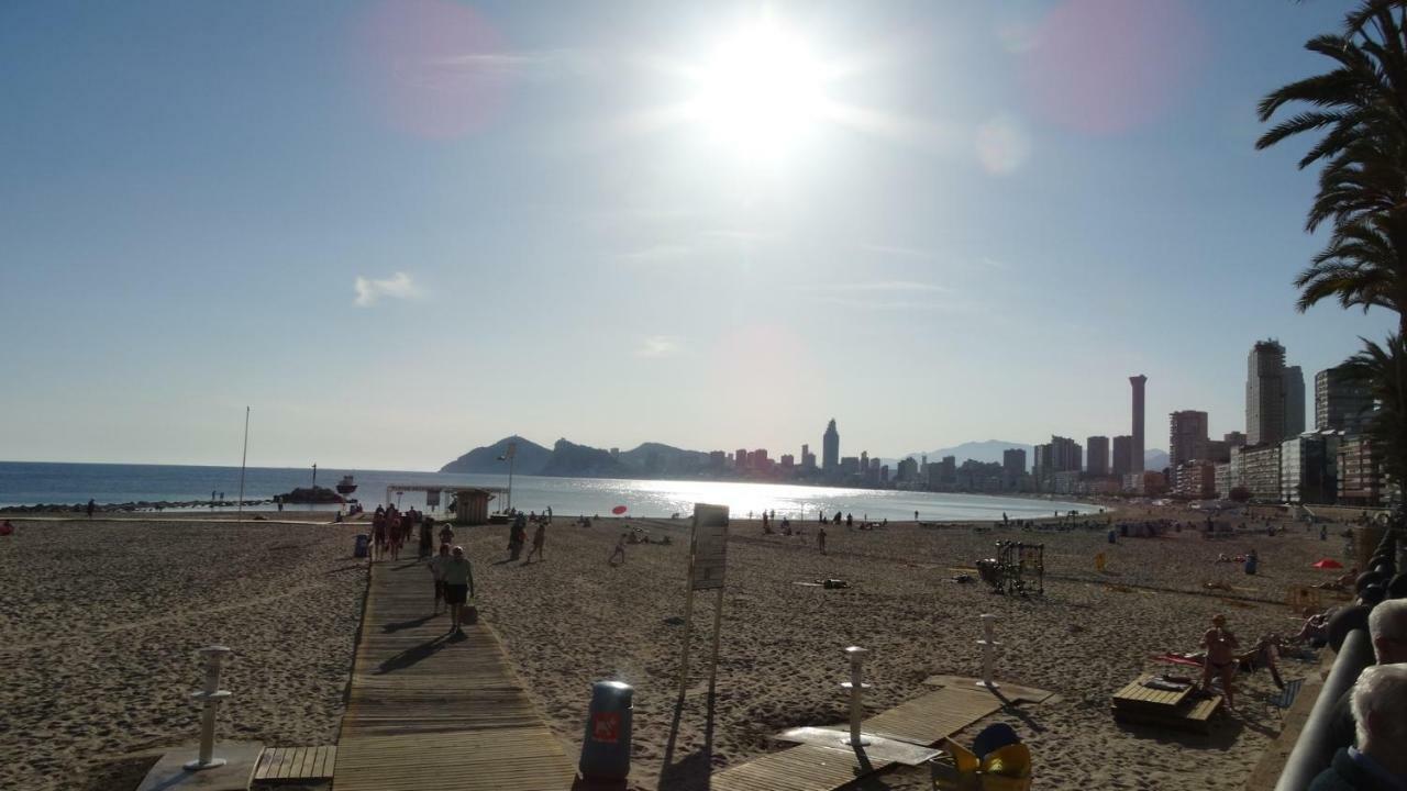 Apartmán Atico Centro Almendros Trg Benidorm Exteriér fotografie