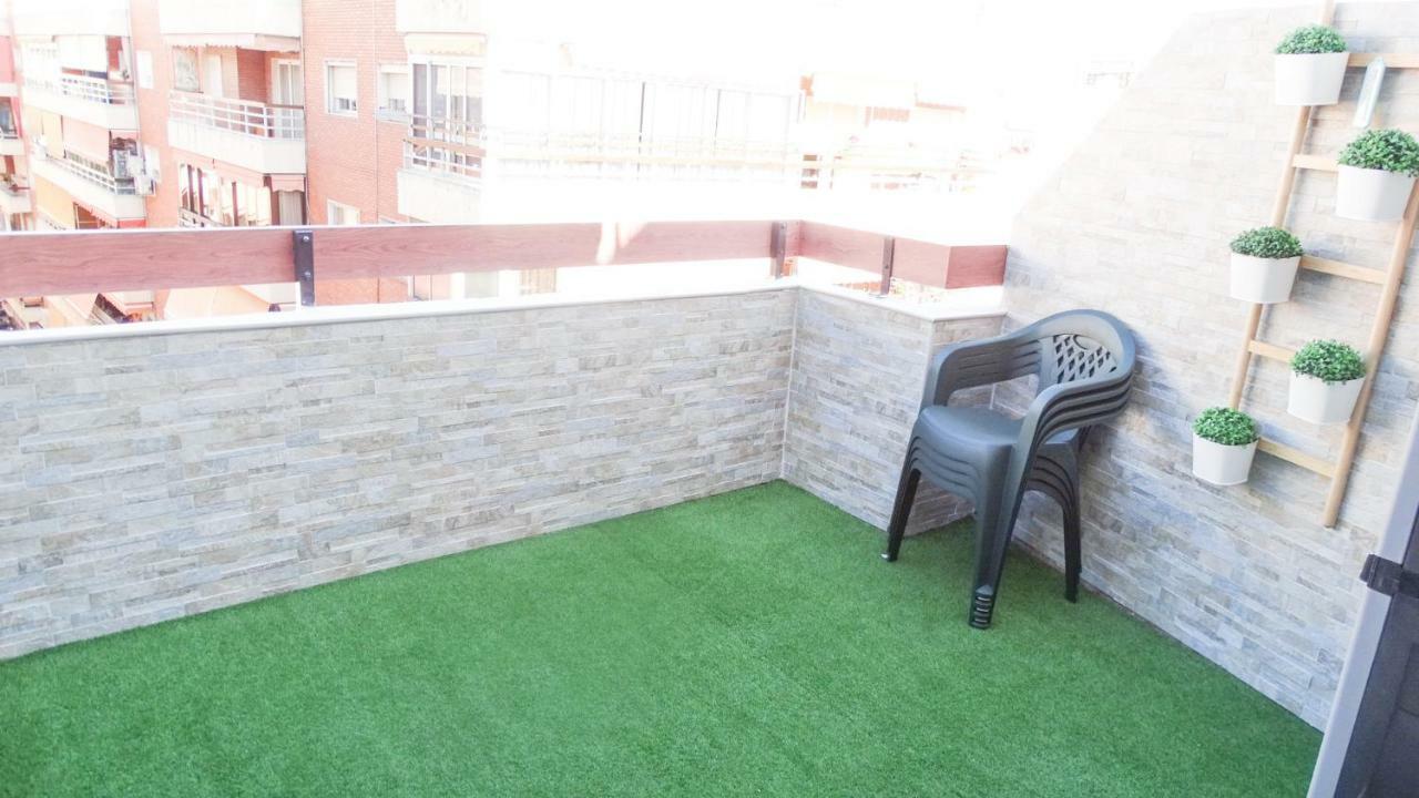 Apartmán Atico Centro Almendros Trg Benidorm Exteriér fotografie